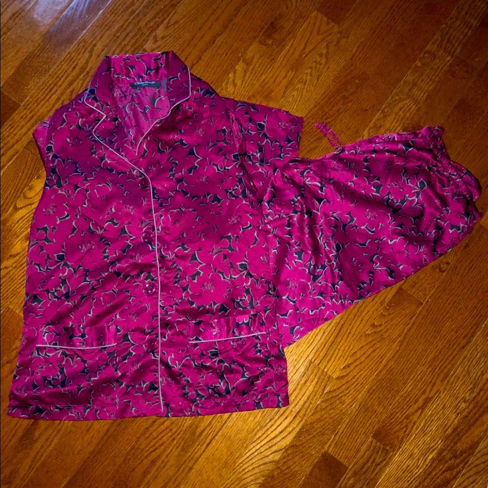 Elegant Chanteuse Pajama Set - Sz Small ❗️SALE❗️